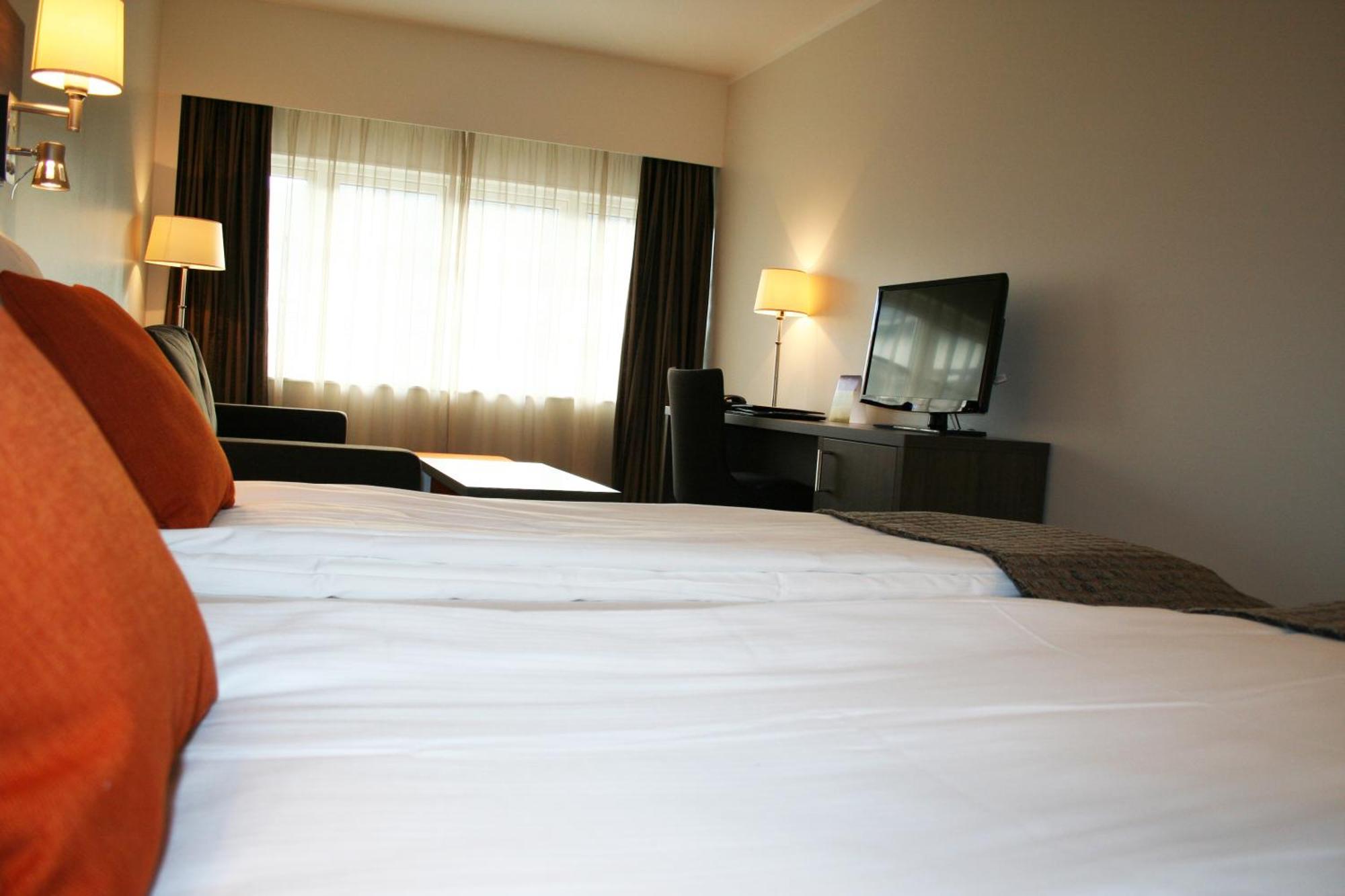 Thon Partner Hotel Baronen Олесунн Екстер'єр фото